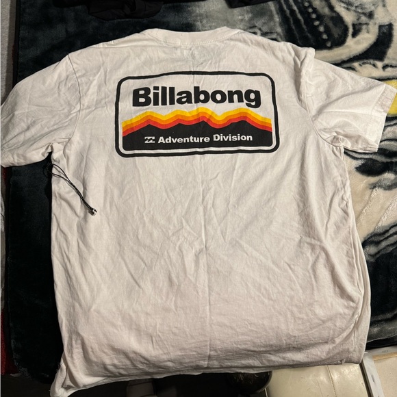 Billabong - Picture 2 of 2